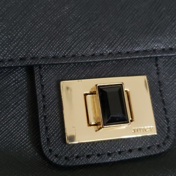 Juicy Couture Crossbody Pouch - Picture 7 of 7